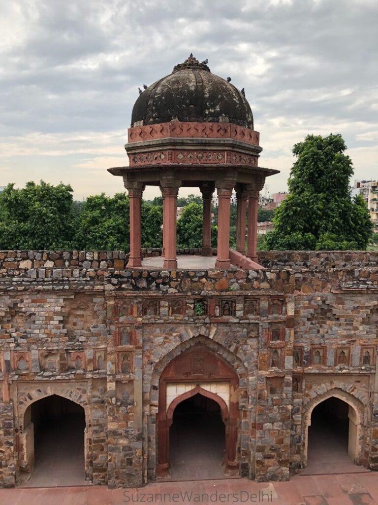 Jahaz Mahal in Mehrauli with cloudly sky