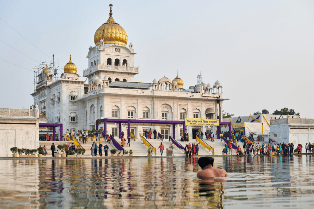 view from the sacred pool looking onto Gurudwara Bangla Sahib in Delhi