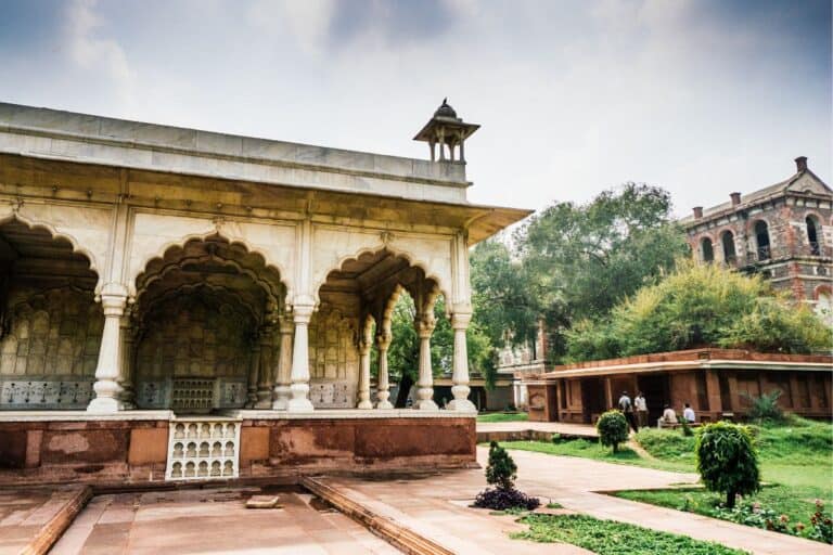 Inner courtyard of Red Fort with cloudy sky