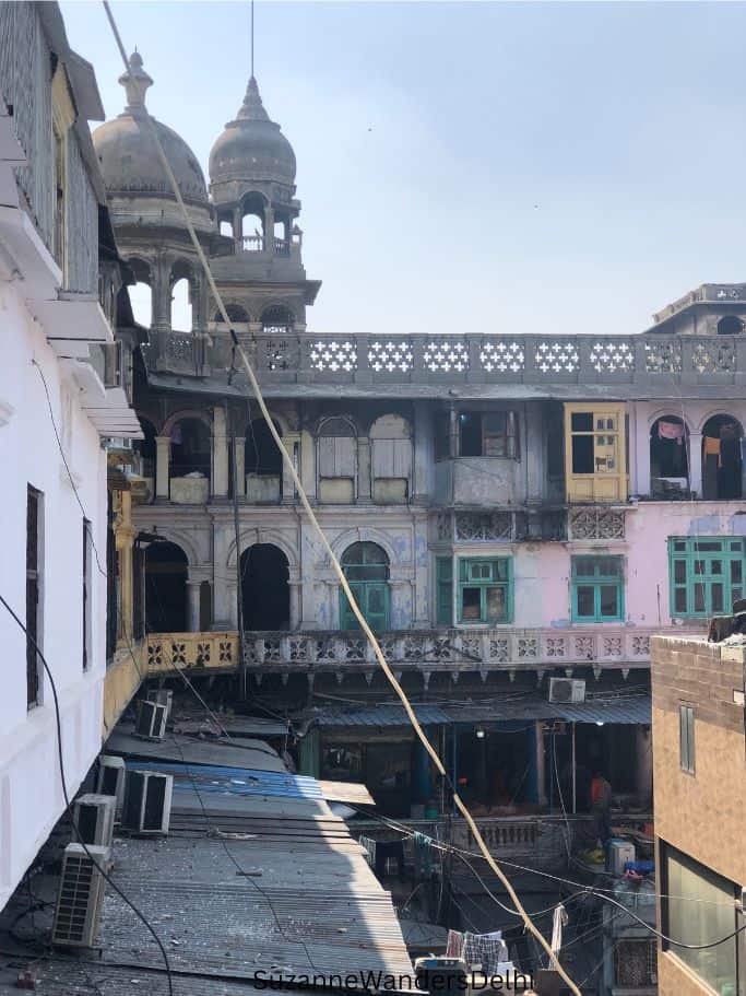 elevated view of old havelis surrounding the spice market in Old Delhi