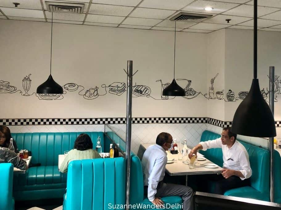 Habitat Hub restaurant in Delhi, very good place where to eat with kids